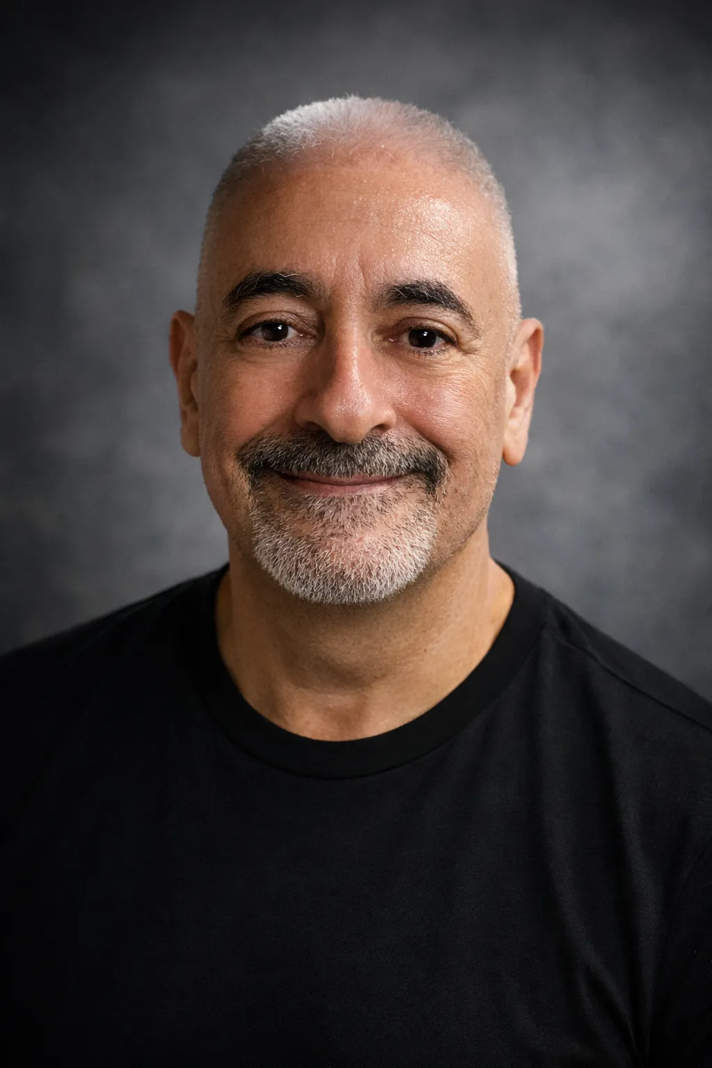 Gus Figueroa - Arquitecto en Transformación Humana